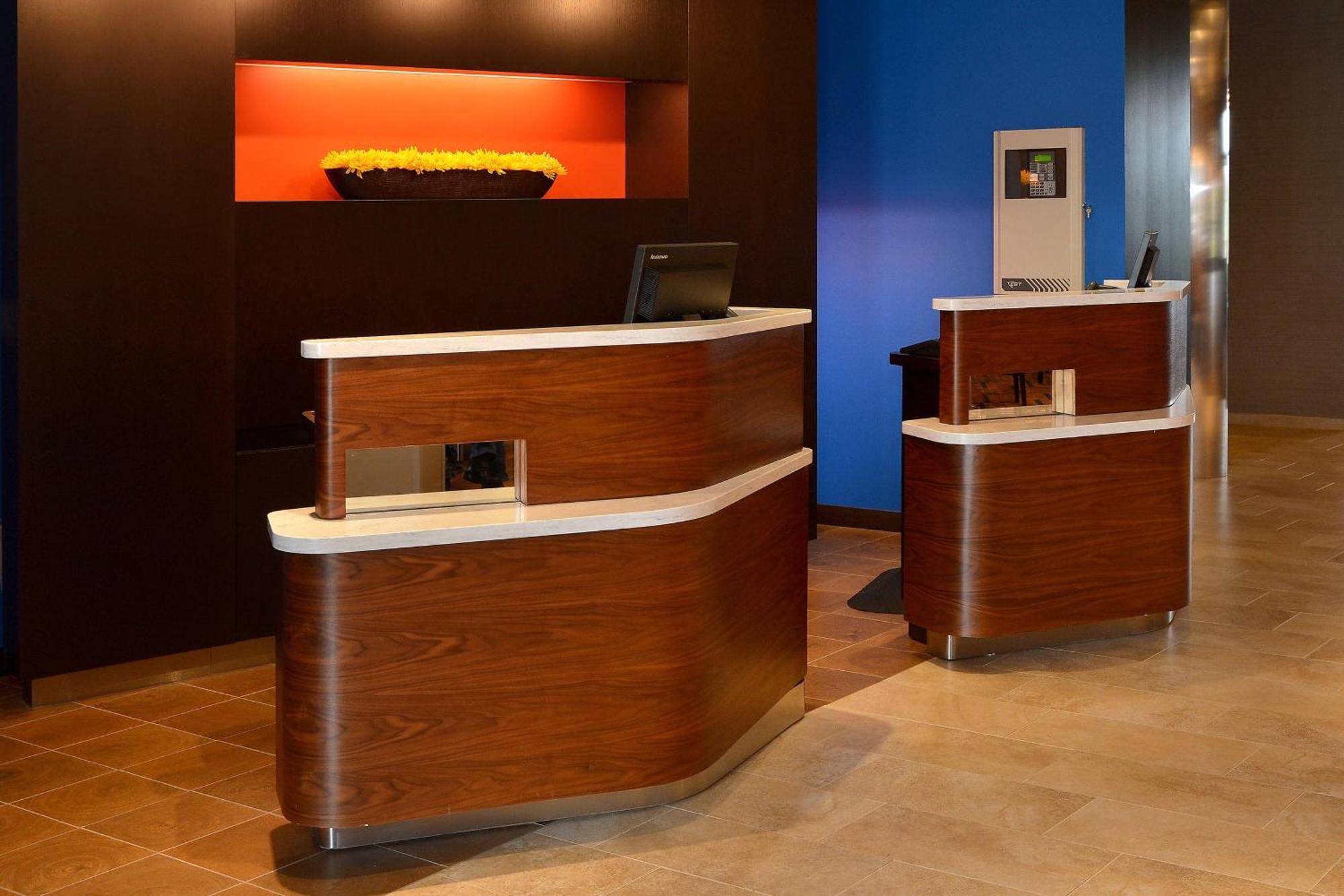 Courtyard By Marriott Youngstown Canfield מראה חיצוני תמונה